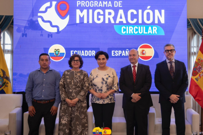 Un nuevo grupo de trabajadores agrícolas ecuatorianos se alista para partir hacia Almería como parte del programa de migración circular entre Ecuador y España