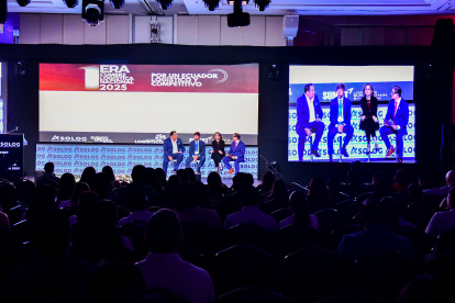 Empresarios logísticos y expertos internacionales debatieron sobre innovación, tecnología y sostenibilidad en la Cumbre ASOLOG 2025