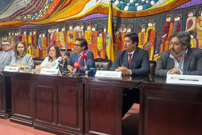 La rueda de prensa se realizó en la Universidad Agraria en Guayaquil.