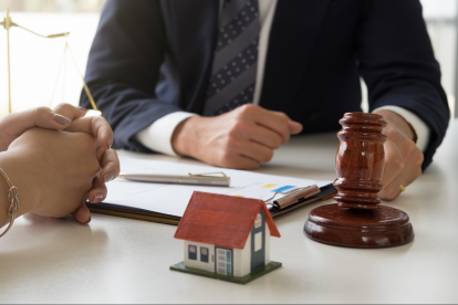 El embargo es una medida de cobro usada por varias entidades en el Ecuador