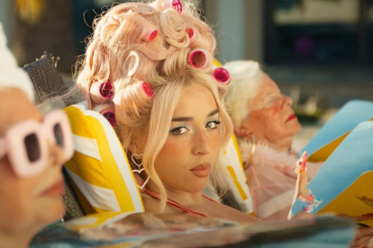 Lola Índigo presenta "Mojaíta".