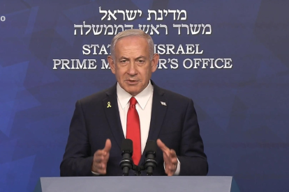 Captura de video tomada de la cuenta en X @netanyahu del primer ministro de Israel, Benjamin Netanyahu, durante una alocución.