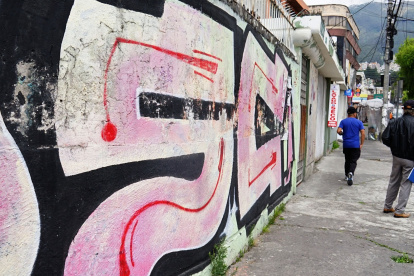 A lo largo de la av. de la Prensa y sus alrededores hay decenas de negocios. También un centro de estudios en la calle Logroño.