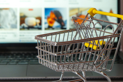 El ministro de Producción y Comercio Exterior, Luis Alberto Jaramillo, confirmó que Temu, la gigante china de comercio electrónico, busca establecer operaciones en Ecuador