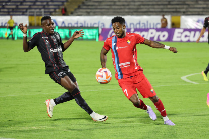 Técnico Universitario y El Nacional jugarán en el estadio Bellavista de Ambato.