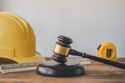 Organizaciones sociales denuncian que el nuevo marco jurídico aprobado por el Gobierno atenta contra la estabilidad de más de 600 mil trabajadores públicos y favorece el achicamiento del Estado.