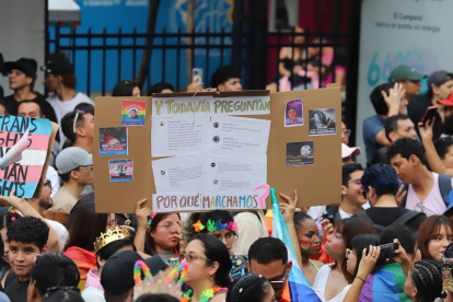 El Orgullo Guayaquil, según denunciaron los miembros del colectivo Orgullo Guayaquil, enfrentaron este año obstáculos municipales que afectan la visibilidad LGBTIQ+.