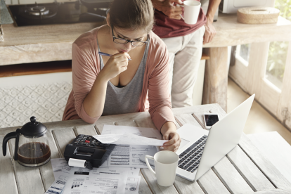 El score crediticio es una calificación que resume su comportamiento financiero.