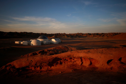 Vista de la base de simulación del Proyecto Espacio-C que simula la vida en Marte en el desierto de Gobi en China.