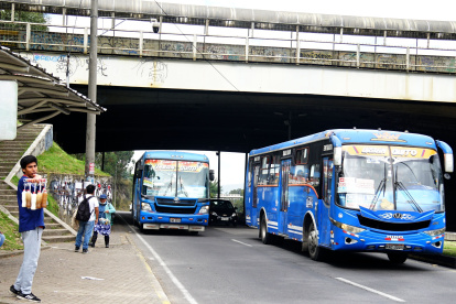 Hay multas de hasta el 50% del Salario Básico Unificado para quienes incumplan la medida vial.