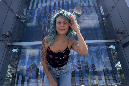 Posar frente al Palacio de Cristal es una de las actividades que puedes realizar sin un equipo profesional.