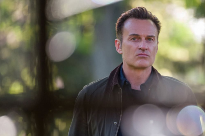 El actor Julian McMahon muere tras batalla con cáncer. Conoce detalles sobre su carrera, desde "Nip/Tuck" hasta "FBI"