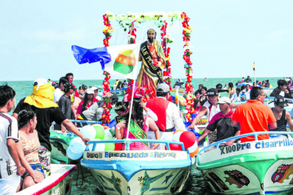 Los comuneros de Playas celebraron a San Pedro.
