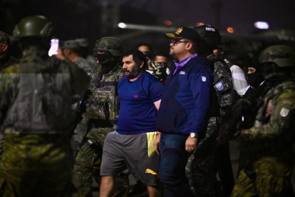 El ministro John Reimberg presentó al narcotraficante Adolfo Macías, tras la recaptura del capo.