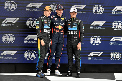 Lando Norris (i) figuró entre los mejores de Silverstone desde las pruebas y entenamientos. En la foto, durante la clasificación.