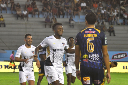 Michael Estrada fue la figura de Liga de Quito al marcar un triplete.