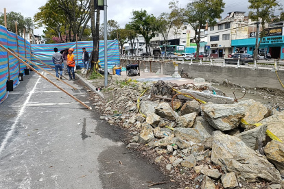 Se inició la reconstrucción de puente Imbabura tras clamor de ciudadanos.