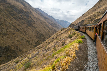 La reactivación del tren en la Nariz del Diablo no solo representa una obra de recuperación patrimonial, sino una oportunidad concreta para dinamizar la economía local