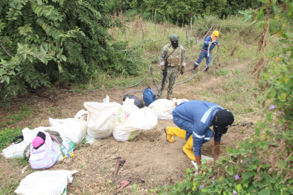En un sector despoblado se cometió el crimen de cuatro hombres que habrían estado robando combustible.