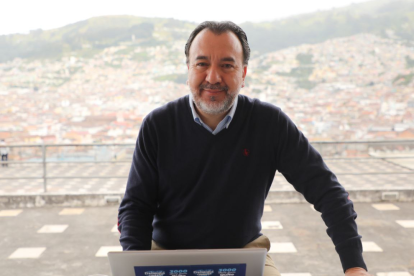 El alcalde Pabel Muñoz ha visitado siete países entre 2025 y 2025, en delegaciones oficiales.