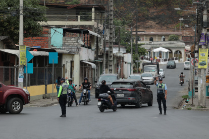 Este 8 de julio aún predominó la presencia de los agentes de la ATD en el cantón.