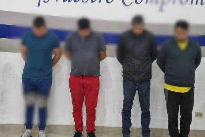 Los cuatro detenidos son de nacionalidad ecuatoriana. Uno tiene antecedentes penales.