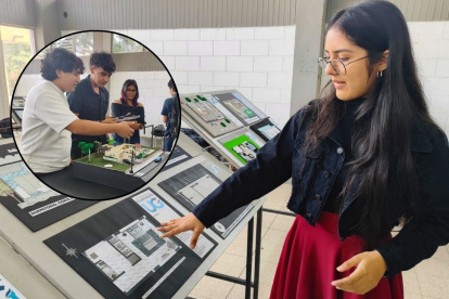 Estudiantes de primer semestre de la Facultad de Arquitectura, de la Universidad de Guayaquil, mostraron bosquejos y maquetas de diseños de viviendas.