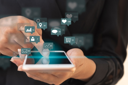 Las concesiones móviles vencieron desde el  2023, pero las conversaciones para su renovación comenzaron en agosto de 2021.