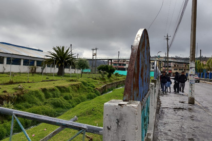 Moradores del barrio La Laguna piden que las obras que se ejecutan se cumplan en los tiempos establecidos.