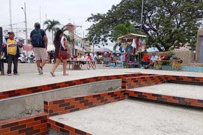 El alcalde Gabriel Balladares dijo que prefiere utilizar los fondos del concurso de reina de Playas en obras públicas.