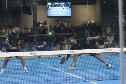 La pareja ecuatoriana integrada por Ricardo Ledesma y Jossue Weisson se quedó con el título de campeón del torneo Be Padel en la categoría Segunda.