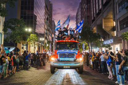 El bulevar 9 de Octubre será uno de los espacios que recorrerá el desfile del Cuerpo de Bomberos de Guayaquil.