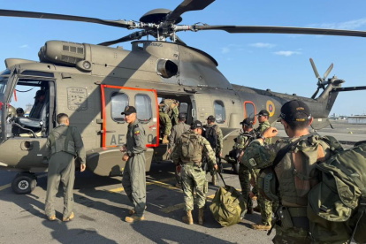 Varios elementos de grupos élites arribaron a la base aérea Eloy Alfaro, específicamente al Ala 23 de Manta.