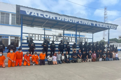 Policía Nacional ejecutó el operativo denominado Gran Fénix 32, en las provincias de Azuay y El Oro, que dejó como resultado 26 sujetos aprehendidos.