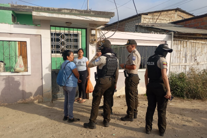 La Fiscalía General inicia una investigación previa de oficio tras el asesinato de nueve personas en un billar ubicado en el barrio Santa Isabel, en el cantón General Villamil Playas.