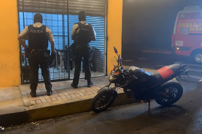 En este bar de Quinindé ocurrió el crimen contra el joven de nacionalidad venezolana.