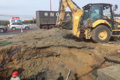 Desde el pasado 19 de julio, algunas zonas de La Aurora permanecen aún sin agua. Personal de Amagua continúa con los trabajos.