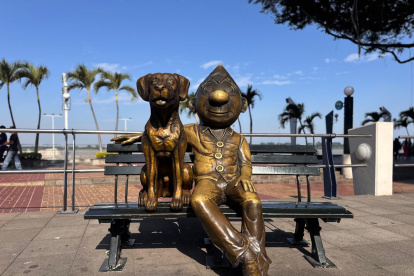 SIMPA, el perro que se toma Guayaquil por el Día del Perro. Una iniciativa de Zoetis.