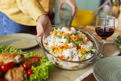 ¿Se debe o no lavar el arroz?