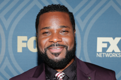 Malcolm-Jamal Warner muerte, The Cosby Show actor fallece dejando un legado cultural afroamericano.