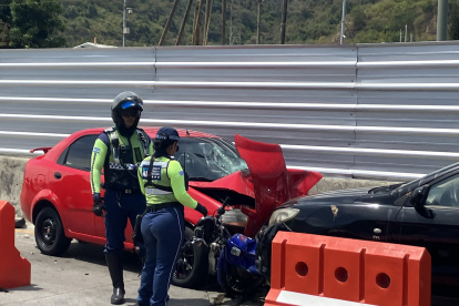 Así quedaron los vehículos después de la colisión