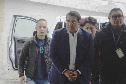 La jueza de la Unidad Judicial de Violencia contra la Mujer y la Familia No. 1 acogió el pedido motivado de la Fiscalía y dictó prisión preventiva contra el asambleísta Joseph Santiago Díaz Asque,