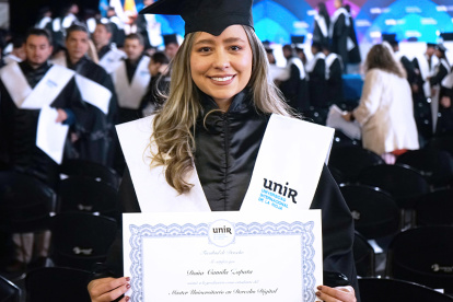 Más de 18,500 profesionales en educación accedieron a formación avanzada con apoyo de UNIR.