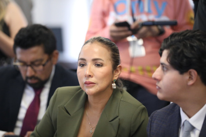 La asambleísta Jadira Bayas enfrenta denuncia por precampaña en el TCE.