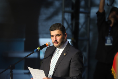 El alcalde Aquiles Álvarez durante la sesión solemne por los 490 años de fundación de Guayaquil.