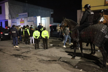Cada semana las autoridades de control ejecutan operativos de control por la zona donde se ubican los centros de diversión nocturna.