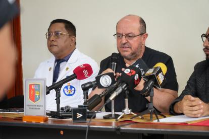 El gremio médico exige detener despidos en salud por afectar la atención materno-infantil