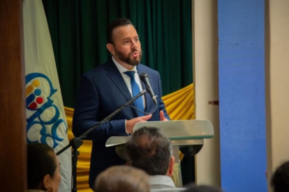 Gonzalo Albán se principalizó tras la destitución de la Liga Azul del CPCCS.