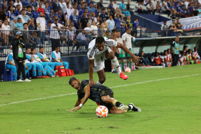 Manta recibe a Emelec en la fecha 22 de la LigaPro Ecuabet 2025.