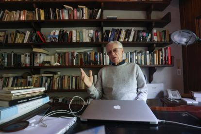 Andrés Vallejo aclara que no tiene un cargo directivo en la Izquierda Democrática, no estuvo de acuerdo con la elección del candidato presidencial del 2025.